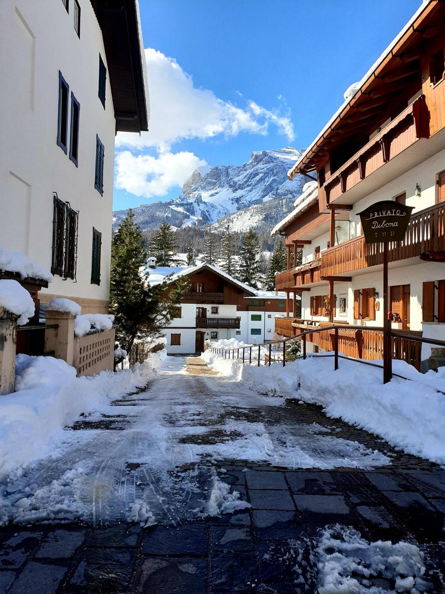 Luminoso Ed Accogliente, Centralissimo Appartamento Indipendente Cortina dʼAmpezzo Kültér fotó
